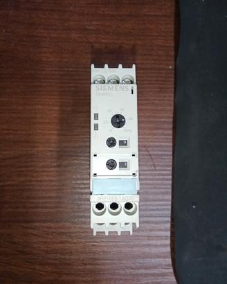 SIEMENS 3RP1505-1AP30 temporizzatore