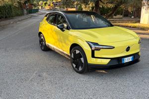 Volvo ex30 Extendes Range Plus rwd
