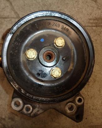 POMPA STERZO PER FREELANDER 2.0 TD4 2005