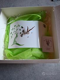 Sveglia da tavolo in vetro decorata a mano  nuova