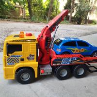 Camion gru della MAN