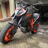 Ktm super duke R 1290 TRACK PACK