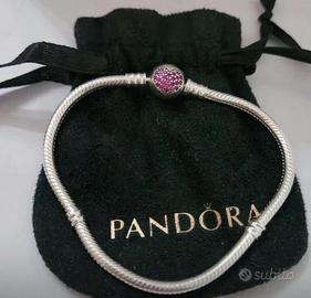 Bracciale Pandora con  cuore di Swarovski