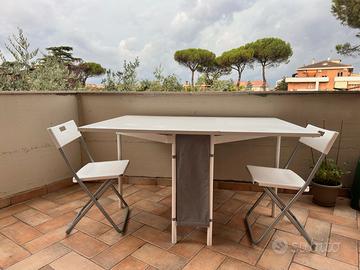Tavolo pieghevole Ikea Kallhall + 2 sedie