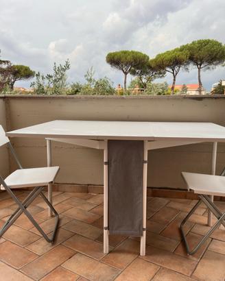 Tavolo pieghevole Ikea Kallhall + 2 sedie
