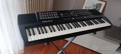 Roland E-14 

Tastiera arranger