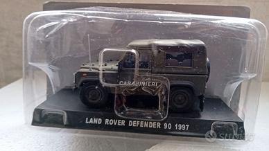 modellino land rover defender telonato carabinieri