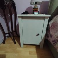 Comodino Ikea 