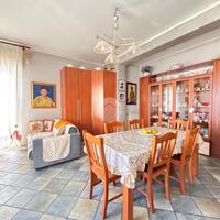 4 LOCALI A MARANO DI NAPOLI