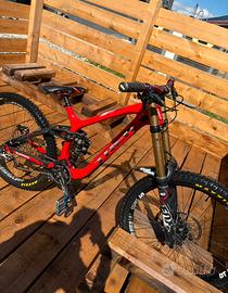 Bici da dh Trek session 9.9 del 2018 taglia M 27,5