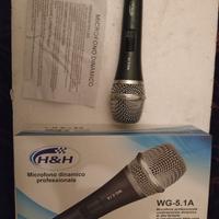 microfono asta e leggio per cantare