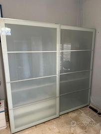Armadio con ante scorrevoli Ikea