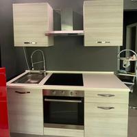 Cucina Indesit INDUZIONE (2ANNI)