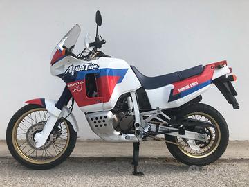 Honda Africa Twin 750
