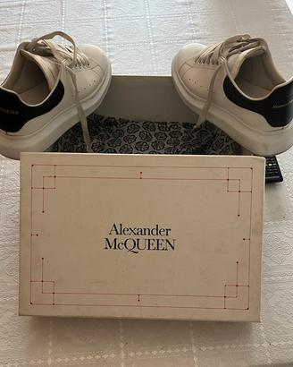 Alexander McQUEEN