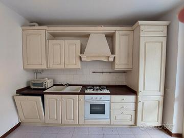 Cucina Classica 3,30 mt + Mobile Bagno