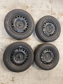 Cerchi e gomme invernali Opel Astra