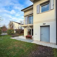 CASA SEMINDIPENDENTE A MIRANO