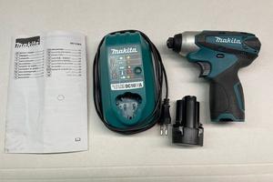 Makita TD090 10.8 volt