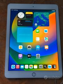 iPad 5a gen| 32GB|Bianco| Wi-Fi| Modello A1822