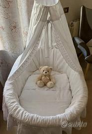 Culla Neonato Vintage Completa di Materasso e ruot