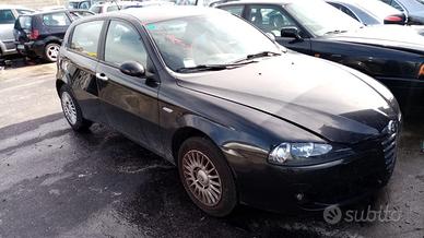 RICAMBI USATI AUTO ALFA ROMEO 147 Serie (937_) Ar3