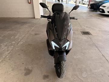 Scooter Wottan Storm 125