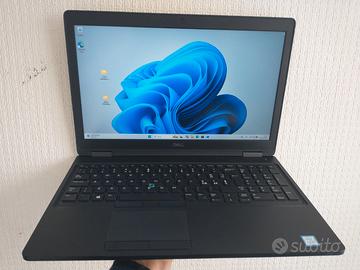 DELL LATITUDE 5590 i5 8265 16 RAM 256 SSD 15,6" HD