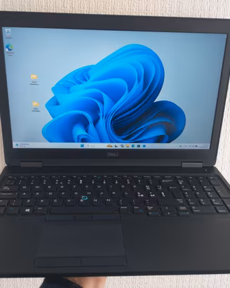 DELL LATITUDE 5590 i5 8265 16 RAM 256 SSD 15,6" HD