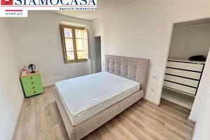 Casa di circa 150 mq con piccolo cortile interno