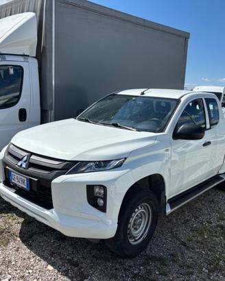 MITSUBISHI L200 2.3 D Club Cab 4x4 Easy Select I