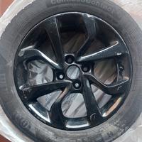 Cerchio in lega più pneumatico