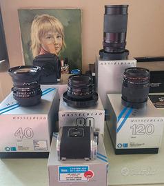 Hasselblad 2000 FC piu' obiettivi 