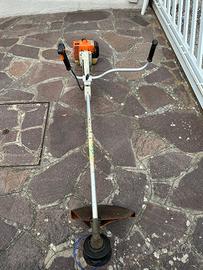 Decespugliatore professionale STIHL FS 450
