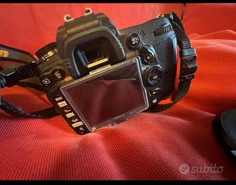 NIKON D7000