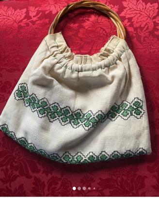 Borsa handmade anni 20 manico intrecciato di legno