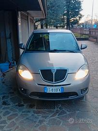 Lancia Ypsilon 1.2 Diva (Neopatentati)