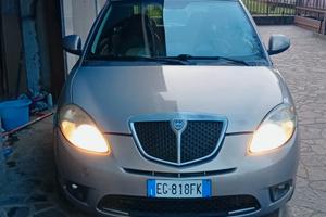Lancia Ypsilon 1.2 Diva (Neopatentati)