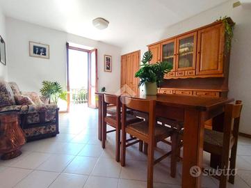 CASA SEMINDIPENDENTE A SPOLETO