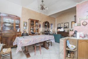 AMPIO TRILOCALE A DUE PAZZI DA PIAZZA SABOTINO