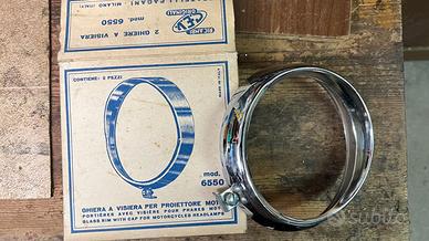 N.2 cornici faro cromate CEV 105 moto d'epoca