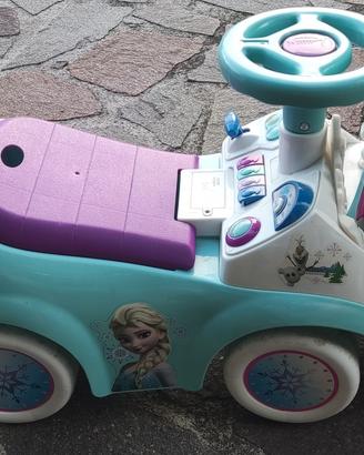 Macchina cavalcabile giocattolo Frozen per bambina