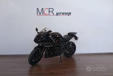 YAMAHA YZF R7 .