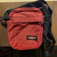 Borsello a tracolla Eastpak originale