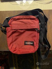 Borsello a tracolla Eastpak originale