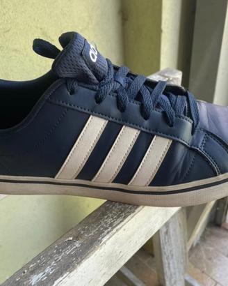 Scarpe Adidas blu