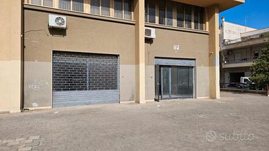 Negozio pressi via Dante L/12
