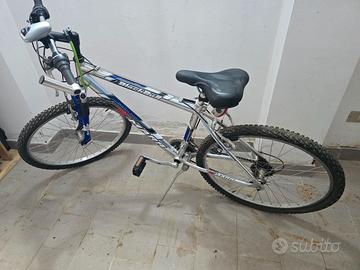 bicicletta montanbike