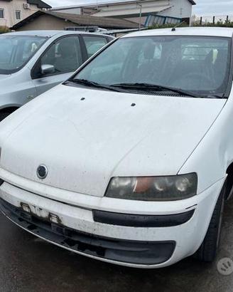 Ricambi per Fiat Punto 1.9 JTD del 2002 188A7000
