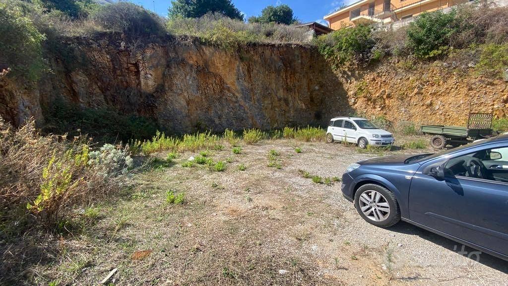 Terreno di 1000 m² a Torretta - Altro
